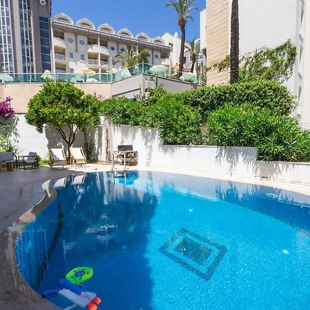 Asli Marmaris
