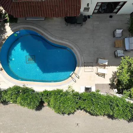 Asli Marmaris