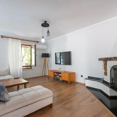 Asli Apartment *