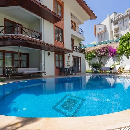 Asli Marmaris
